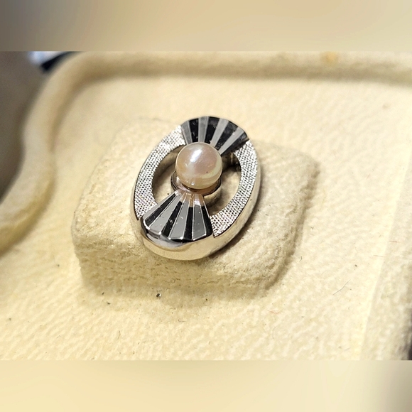 Vintage Mens Tie back, boxed, with cultured pearl - Picture 5 of 7